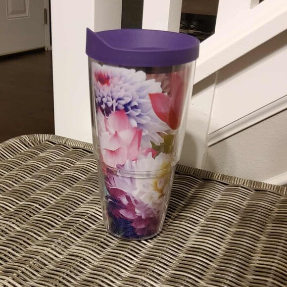 Tervis Floral Filter Tumbler with Wrap and Royal Purple Lid 24oz, Clear - Picture 5 of 5